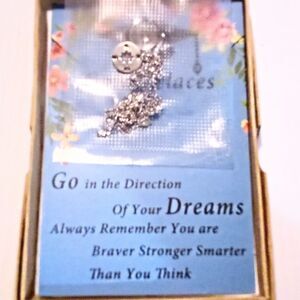Desimtion Silver Tone Graduation Compass Necklace With Message NWT